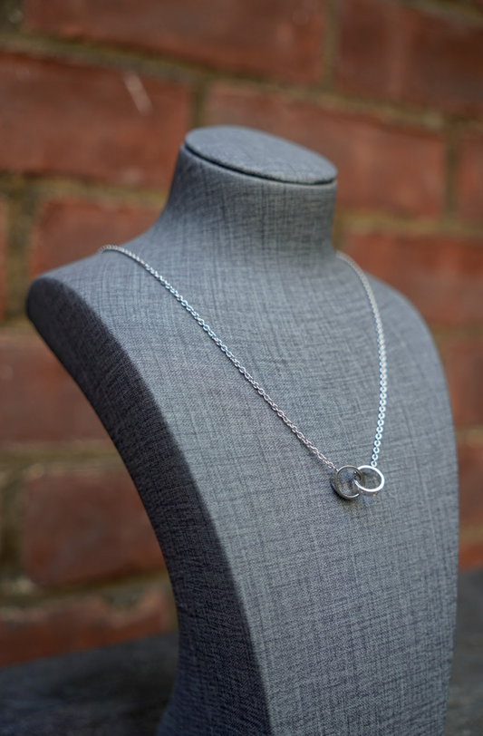 Bespoke Infinity Circles Necklace in 18kt White Gold